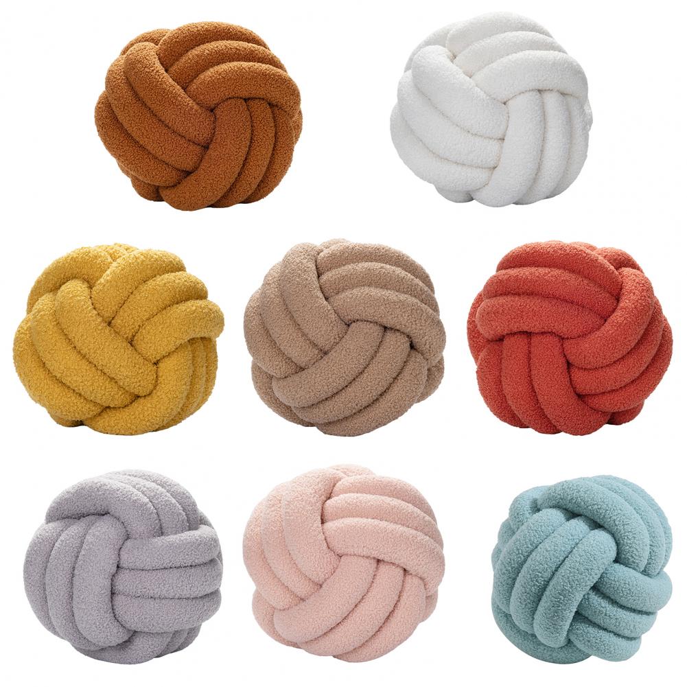 Knot Pillow